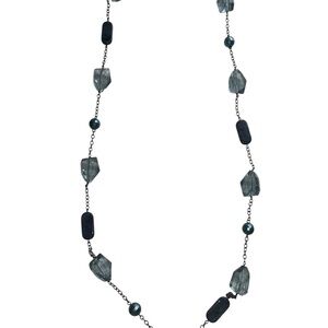 Elegant Turquoise Beaded Necklace